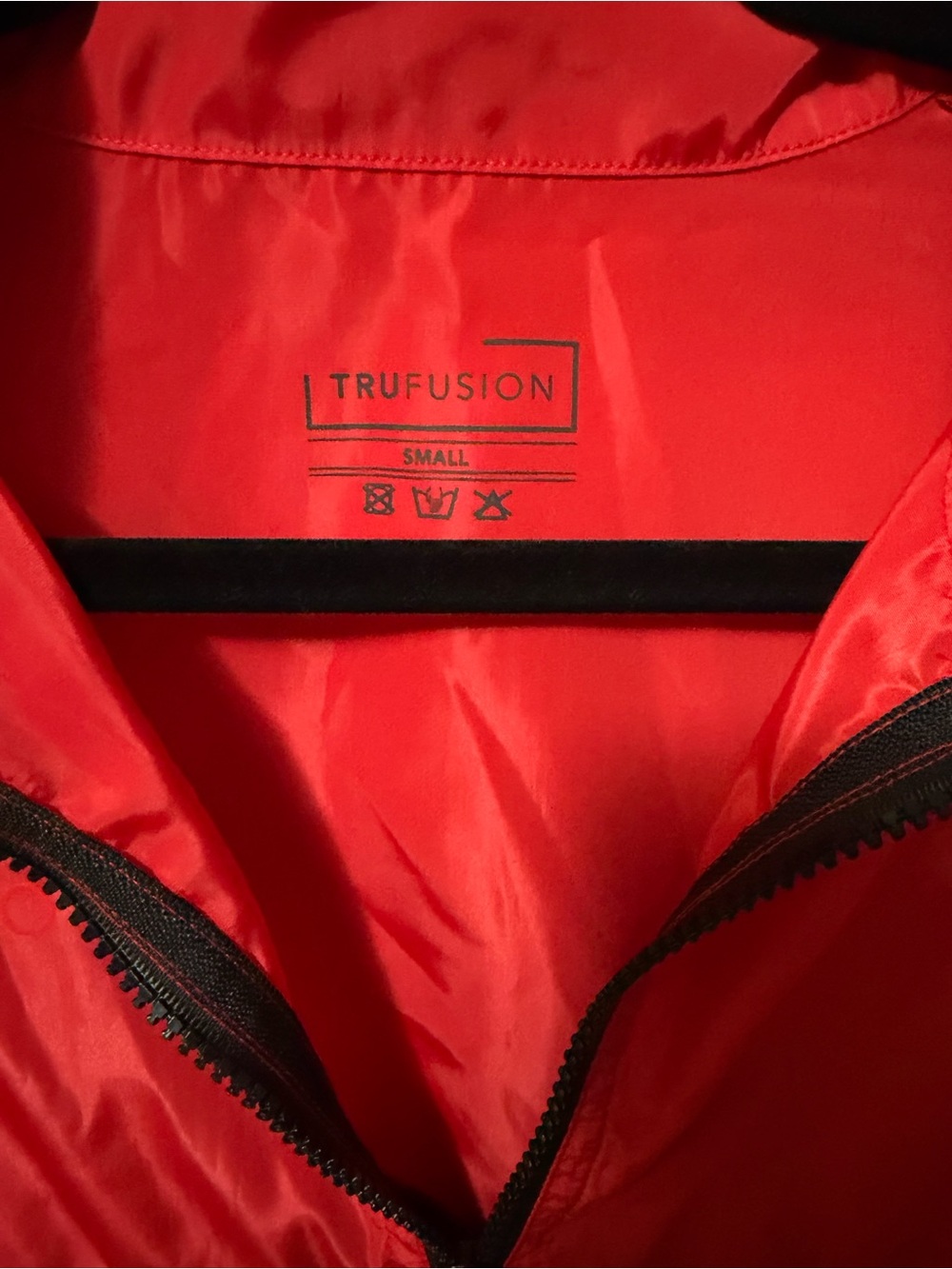 Trufusion Women’s Small Colorblock Windbreaker Pullover Red Black White - Picture 3 of 4